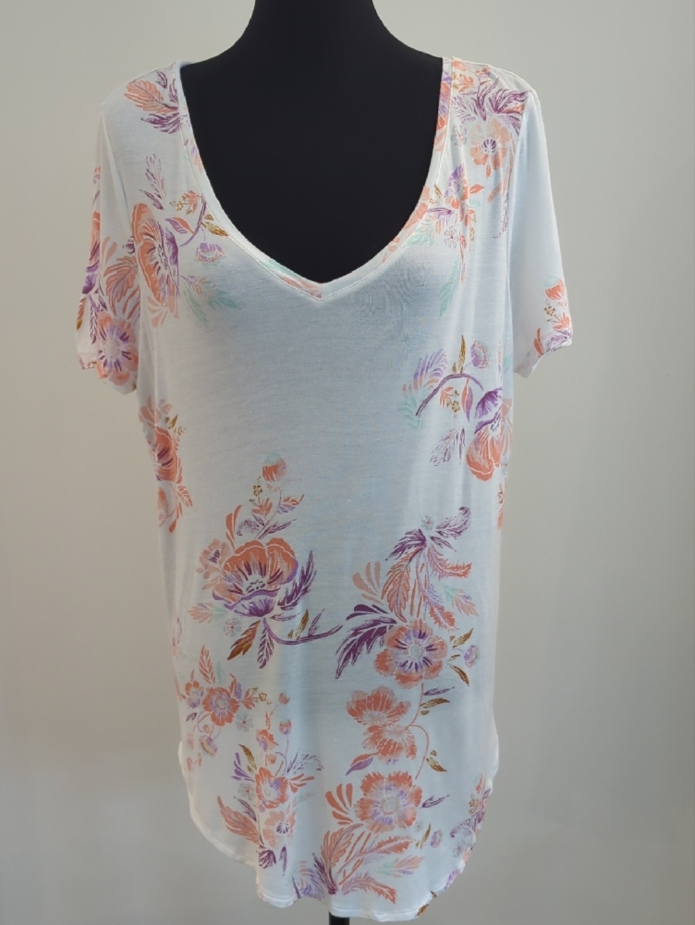 Mudd Oversized V-Neck Short Sleeve T-shirt with Orange, Purple & Mint Floral